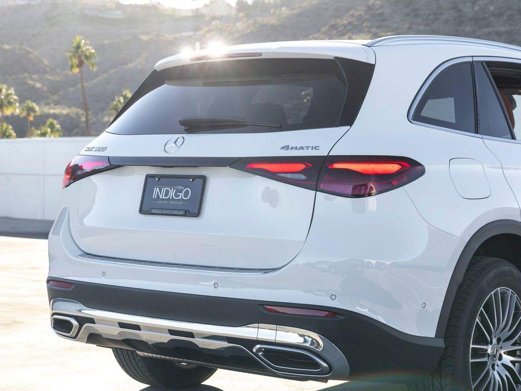 new 2026 Mercedes-Benz GLC 300 car, priced at $58,450