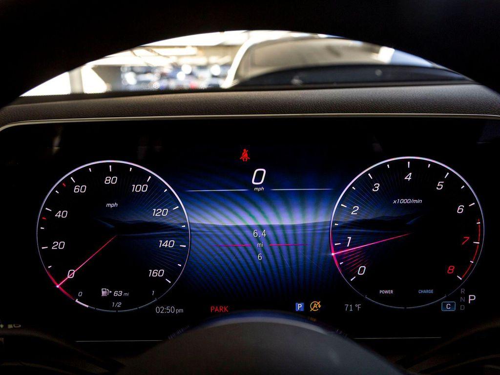 new 2026 Mercedes-Benz GLC 300 car, priced at $58,450