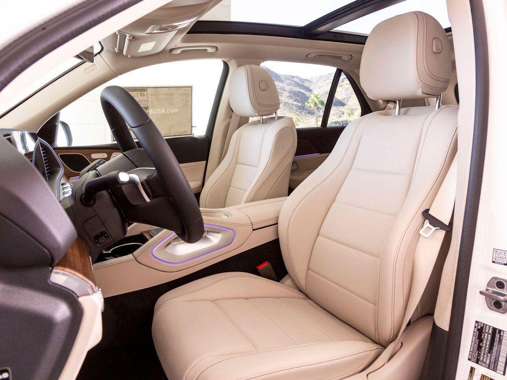 new 2025 Mercedes-Benz GLE 350 car, priced at $65,415