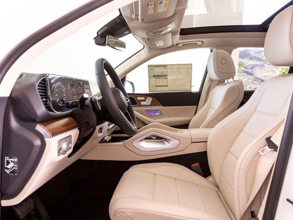 new 2025 Mercedes-Benz GLE 350 car, priced at $65,415