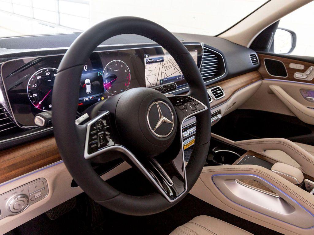 new 2025 Mercedes-Benz GLE 350 car, priced at $65,415