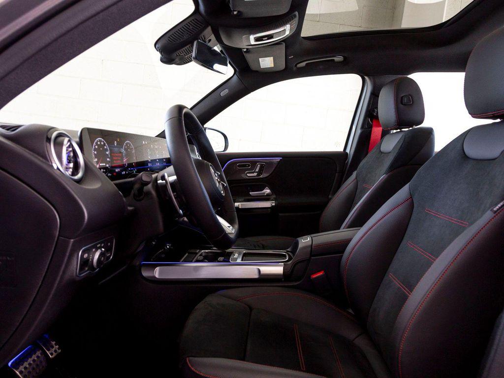 new 2025 Mercedes-Benz AMG GLB 35 car, priced at $62,670