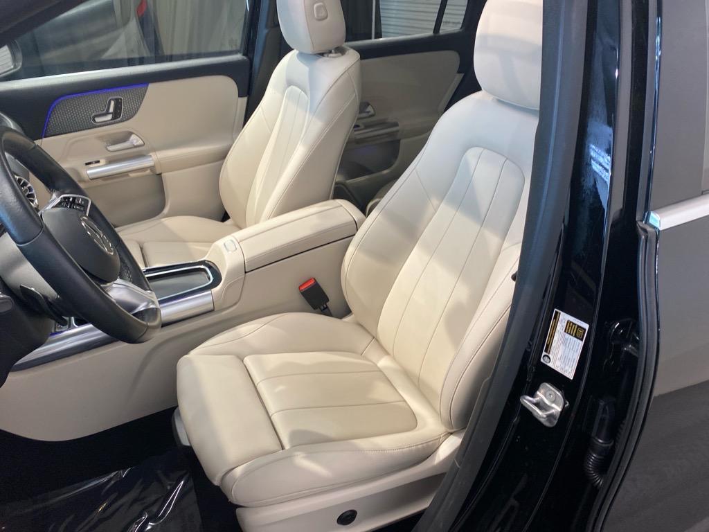 used 2025 Mercedes-Benz GLA 250 car, priced at $38,085