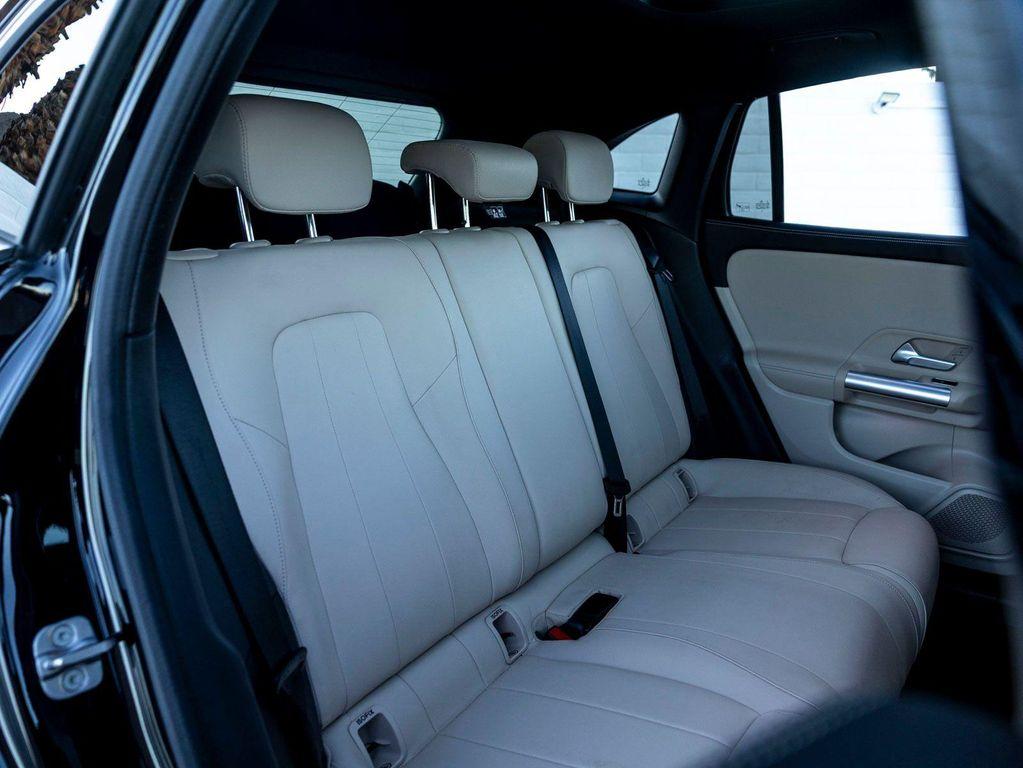 used 2025 Mercedes-Benz GLA 250 car, priced at $37,498