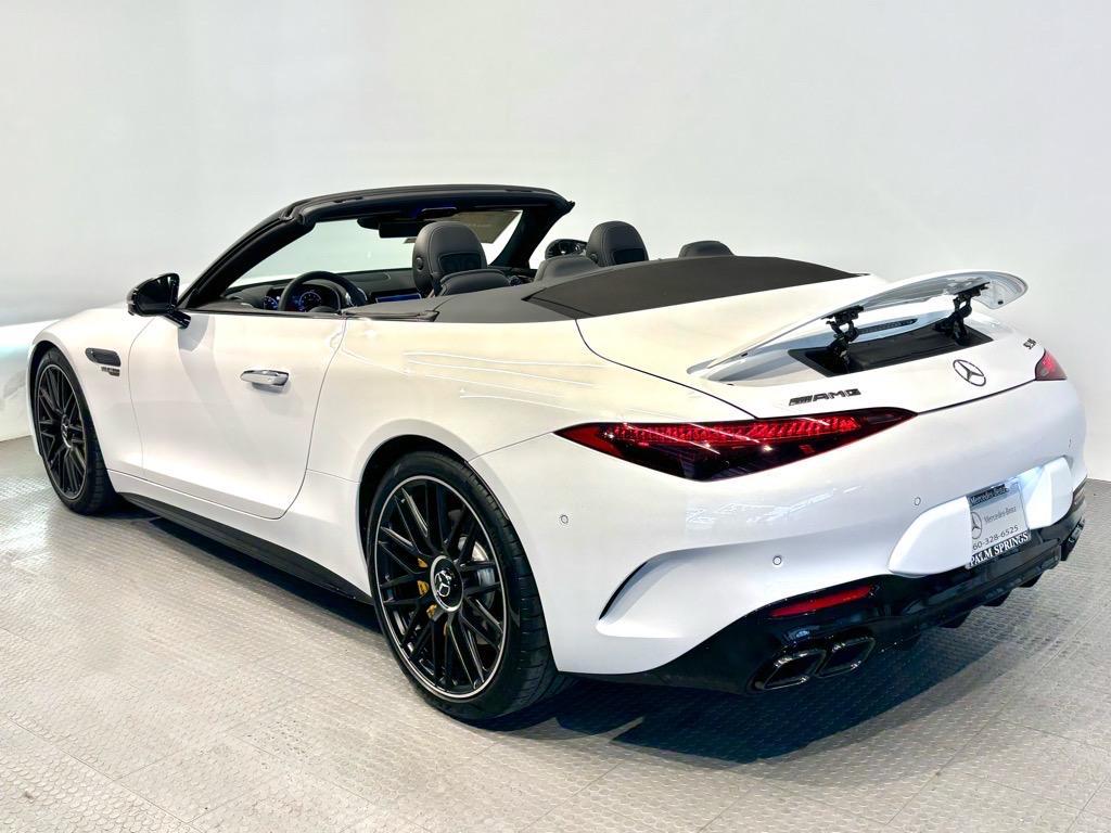 new 2025 Mercedes-Benz AMG SL 55 car, priced at $165,280