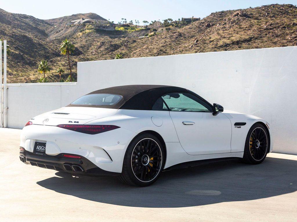 new 2025 Mercedes-Benz AMG SL 55 car, priced at $165,280