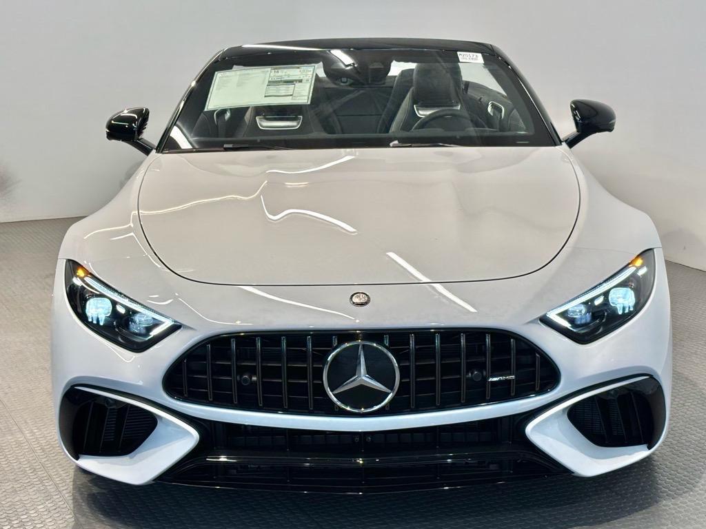 new 2025 Mercedes-Benz AMG SL 55 car, priced at $165,280