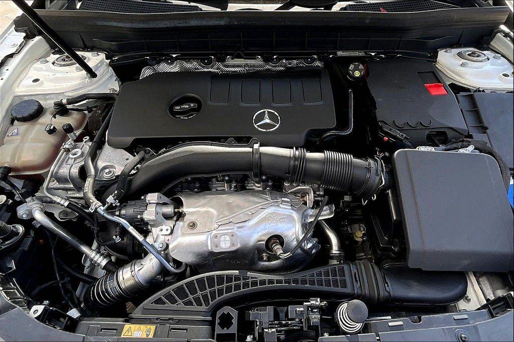 used 2021 Mercedes-Benz GLB 250 car, priced at $25,639