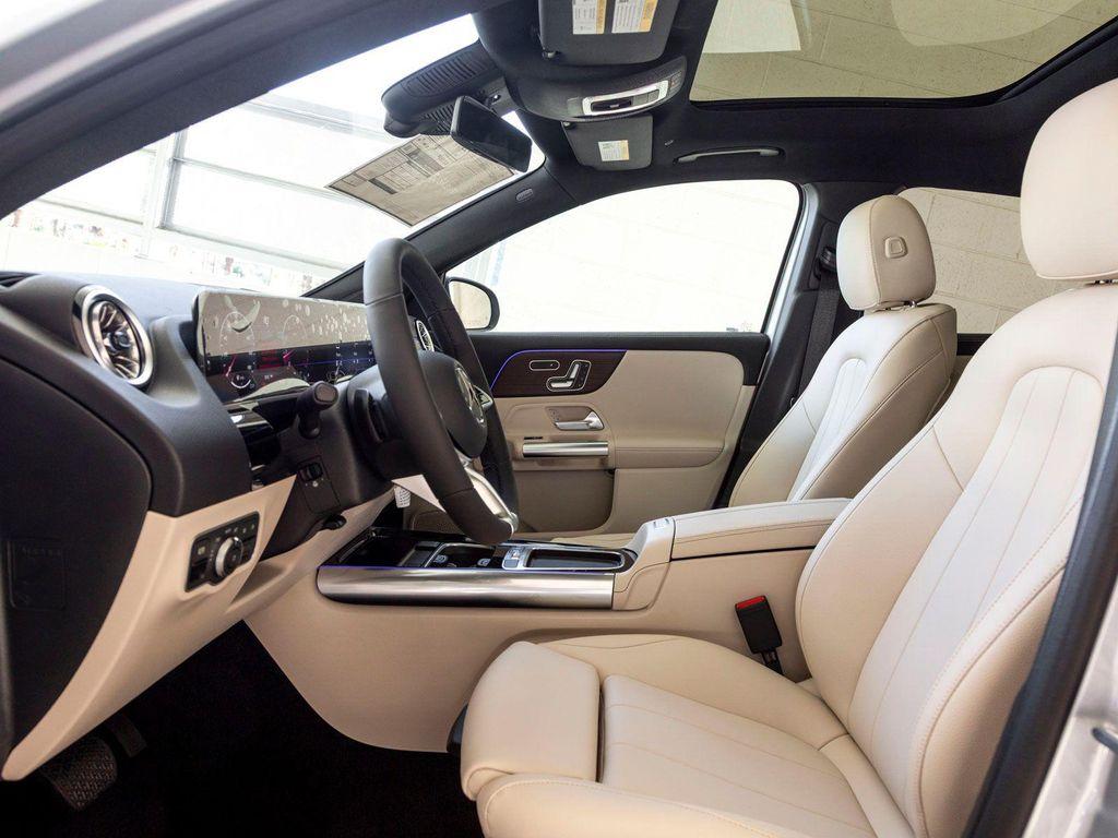 new 2026 Mercedes-Benz GLA 250 car, priced at $49,080