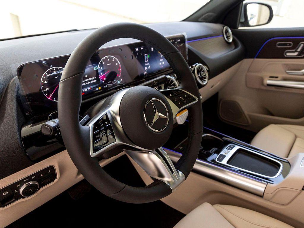 new 2026 Mercedes-Benz GLA 250 car, priced at $49,080