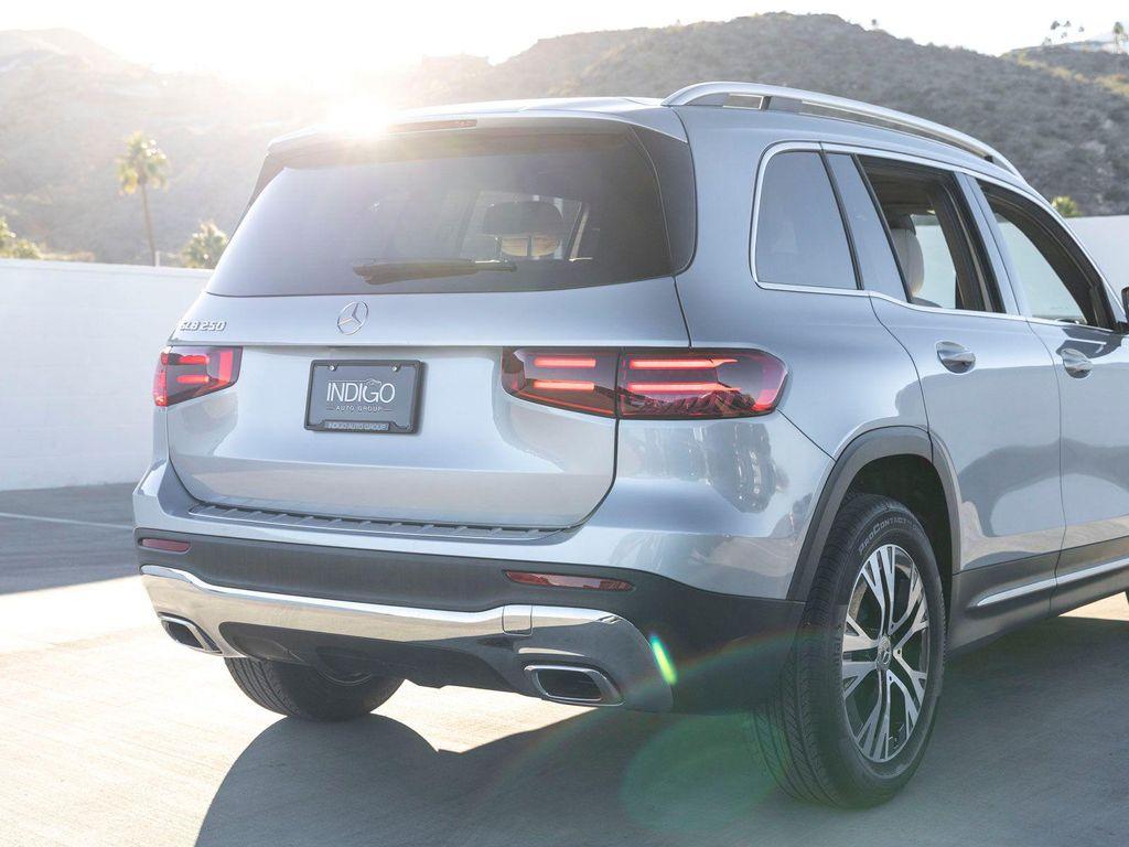 new 2026 Mercedes-Benz GLB 250 car, priced at $47,690