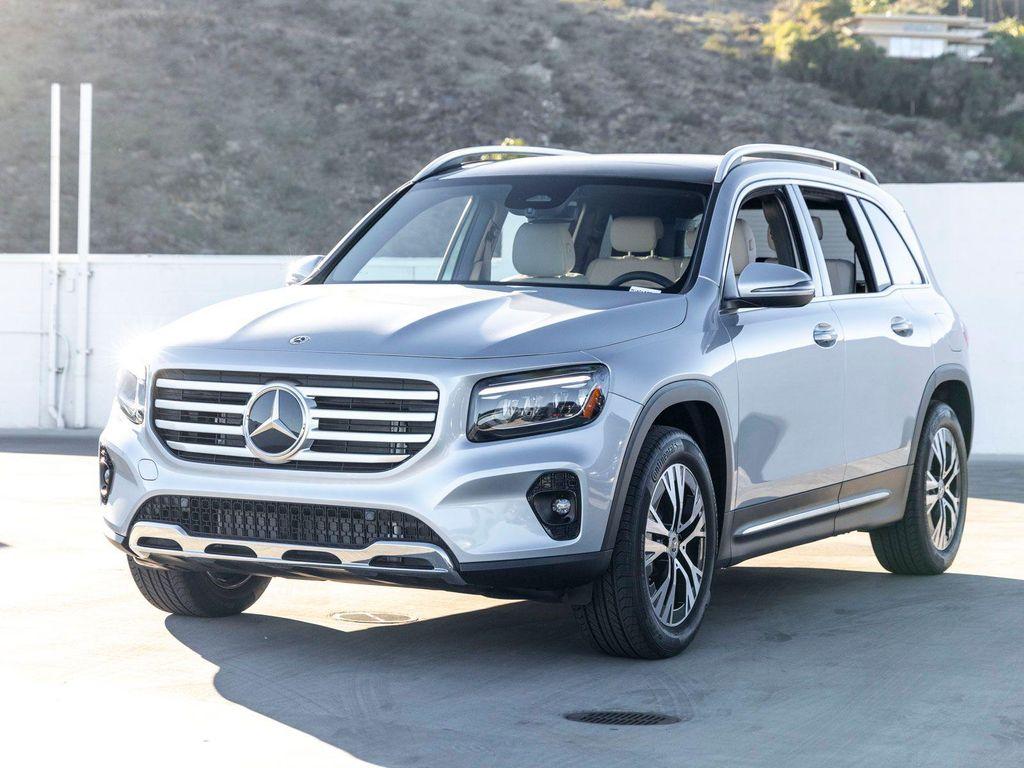 new 2026 Mercedes-Benz GLB 250 car, priced at $47,690