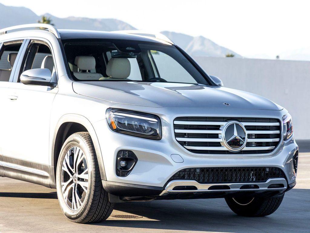 new 2026 Mercedes-Benz GLB 250 car, priced at $47,690