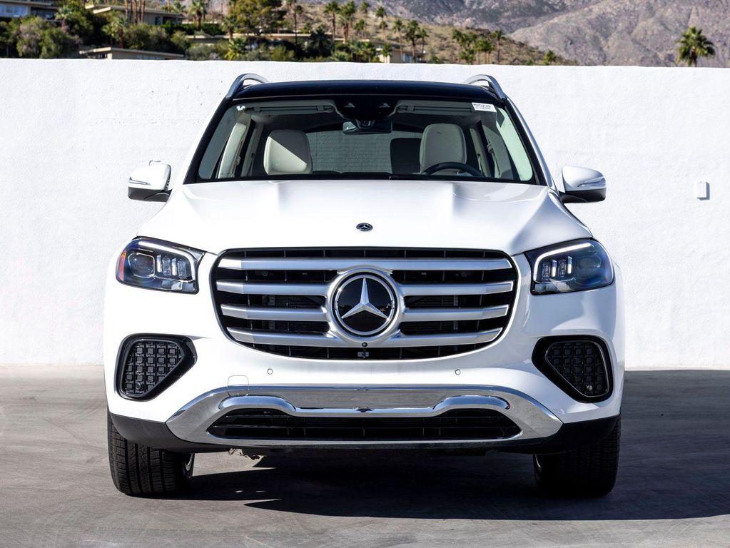 new 2025 Mercedes-Benz GLS 450 car, priced at $90,730