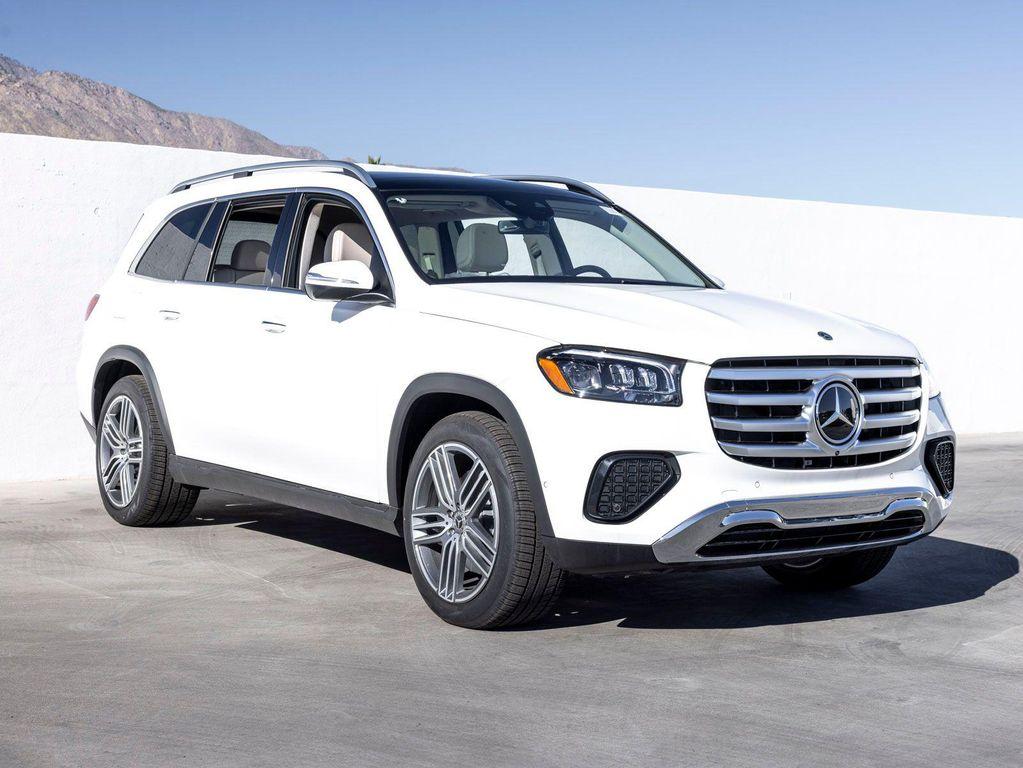 new 2025 Mercedes-Benz GLS 450 car, priced at $90,730