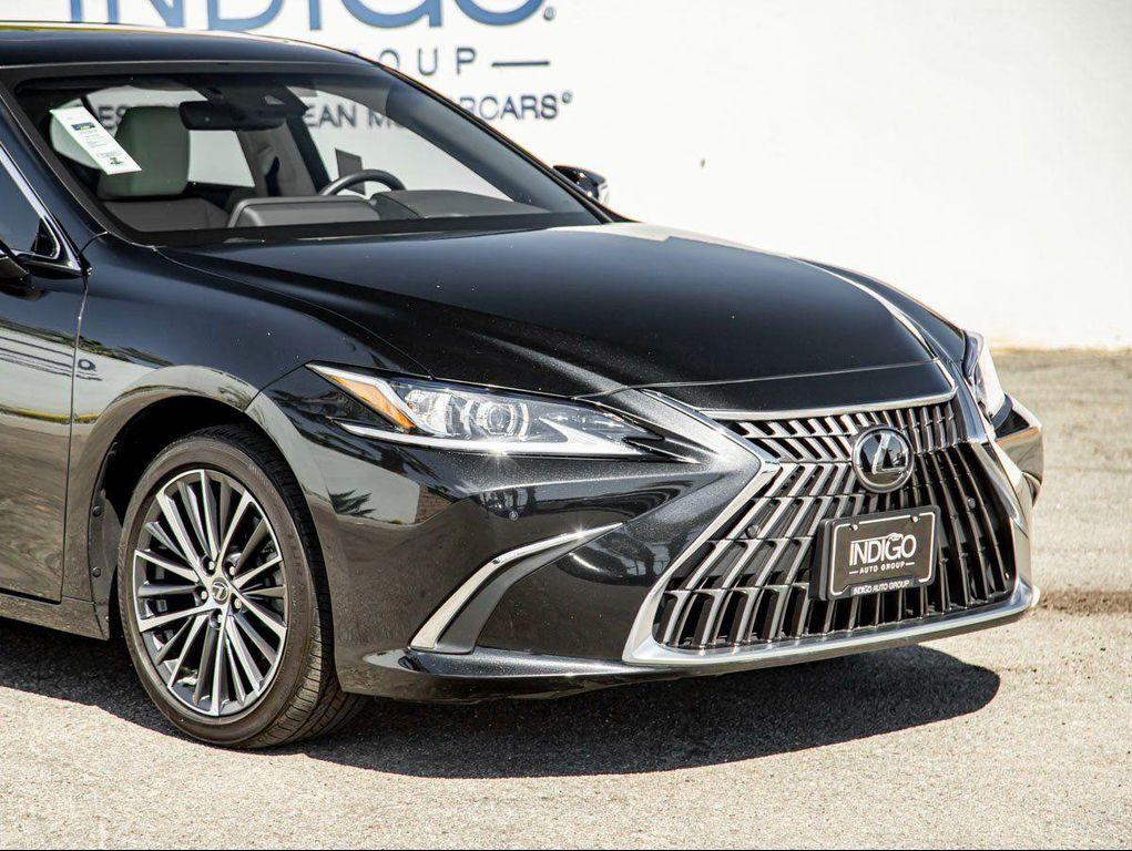 used 2023 Lexus ES 300h car, priced at $34,997