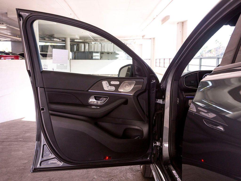 new 2025 Mercedes-Benz AMG GLE 53 car, priced at $99,785