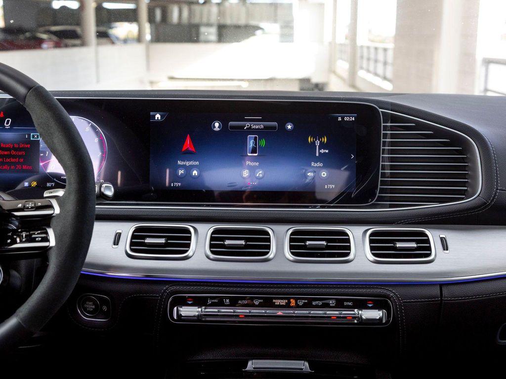 new 2025 Mercedes-Benz AMG GLE 53 car, priced at $93,995