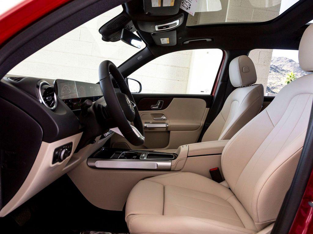 new 2026 Mercedes-Benz GLB 250 car, priced at $49,015