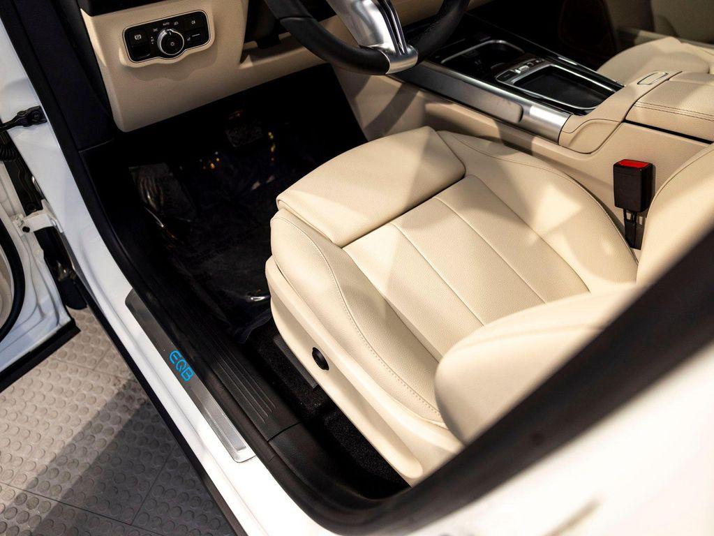 new 2025 Mercedes-Benz EQB 300 car, priced at $60,975