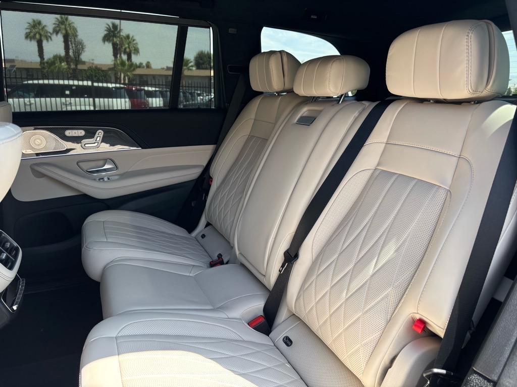 new 2025 Mercedes-Benz AMG GLS 63 car, priced at $177,025