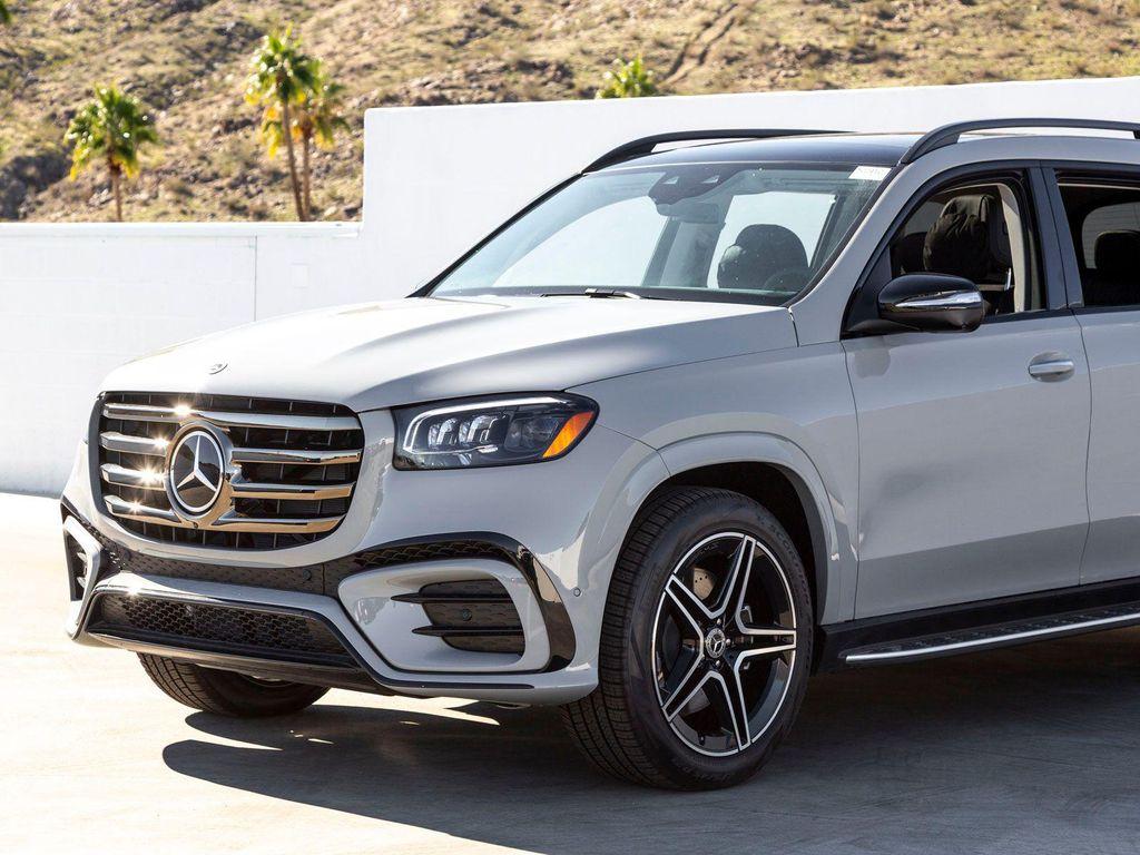 new 2026 Mercedes-Benz GLS 450 car, priced at $101,770
