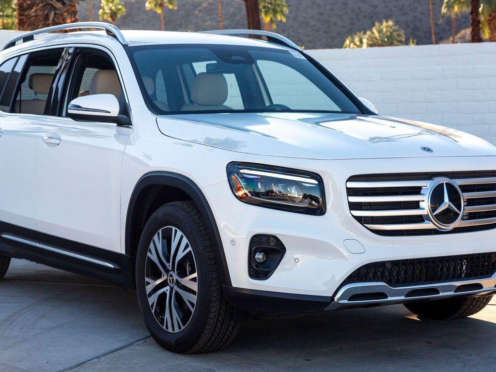 new 2025 Mercedes-Benz GLB 250 car, priced at $47,470