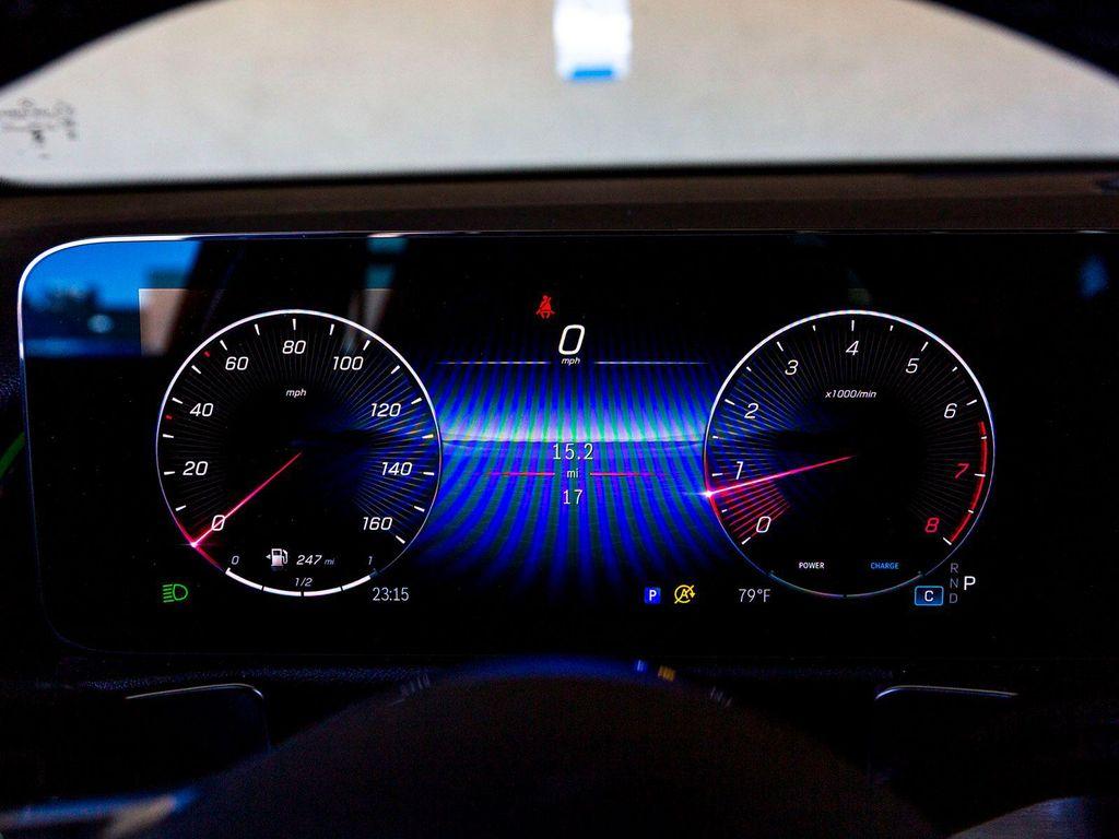 new 2025 Mercedes-Benz GLB 250 car, priced at $47,470