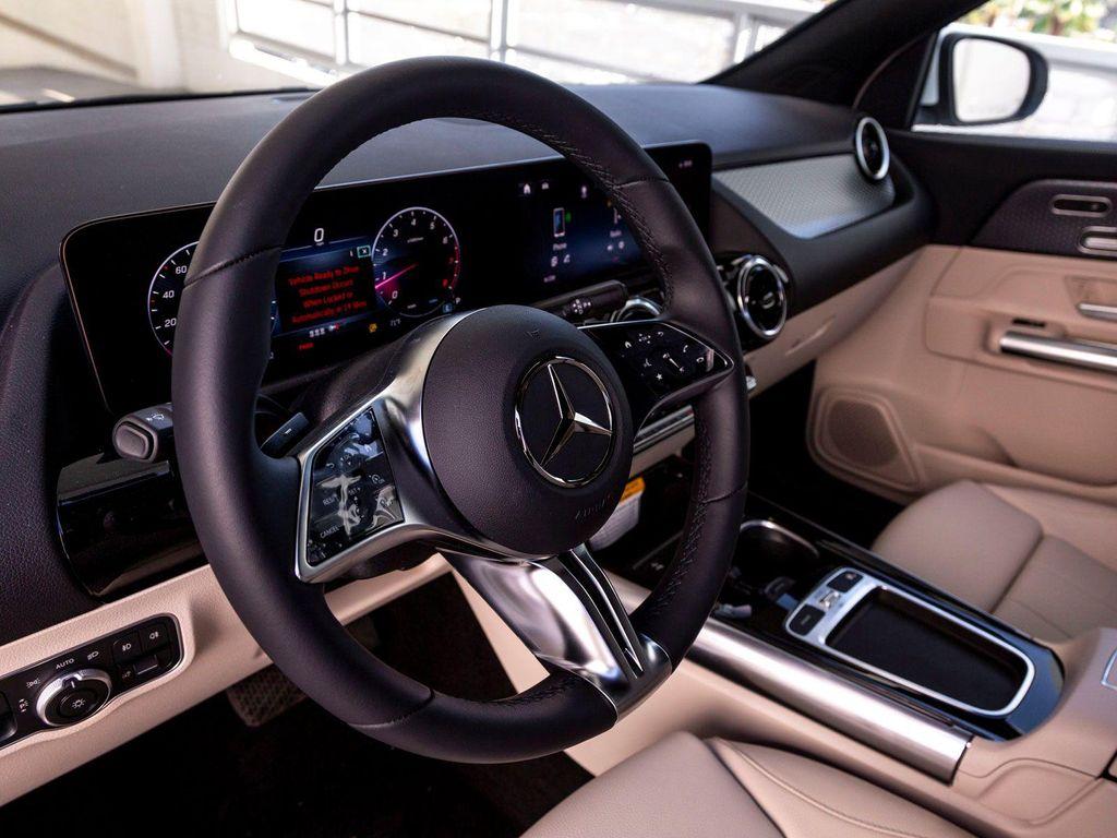 new 2026 Mercedes-Benz GLA 250 car, priced at $43,910