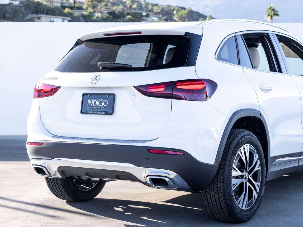 new 2026 Mercedes-Benz GLA 250 car, priced at $43,910