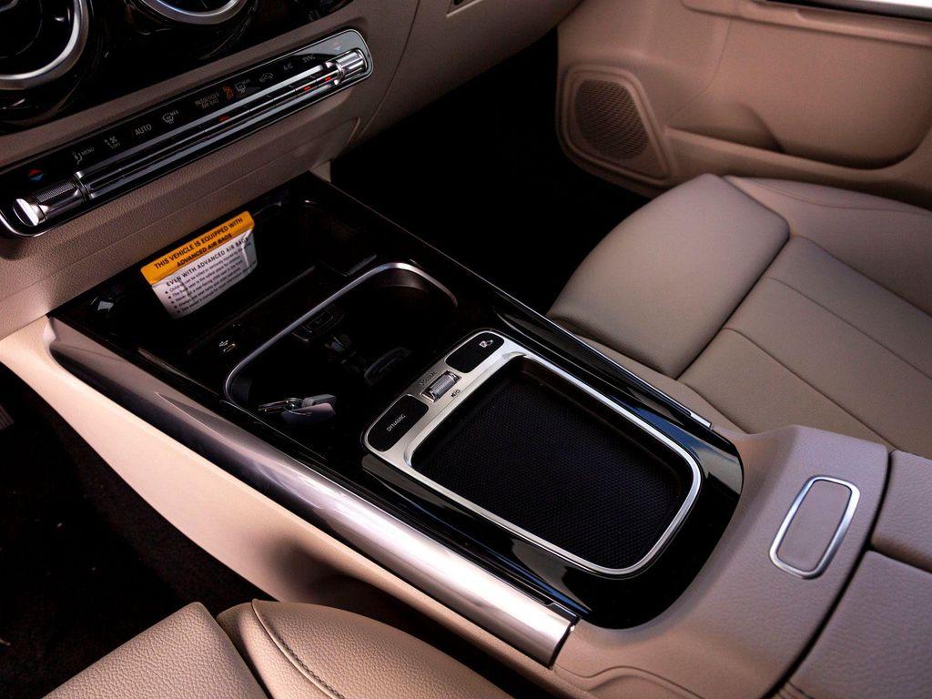 new 2026 Mercedes-Benz GLA 250 car, priced at $43,910