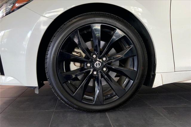 used 2021 Nissan Maxima car, priced at $29,495