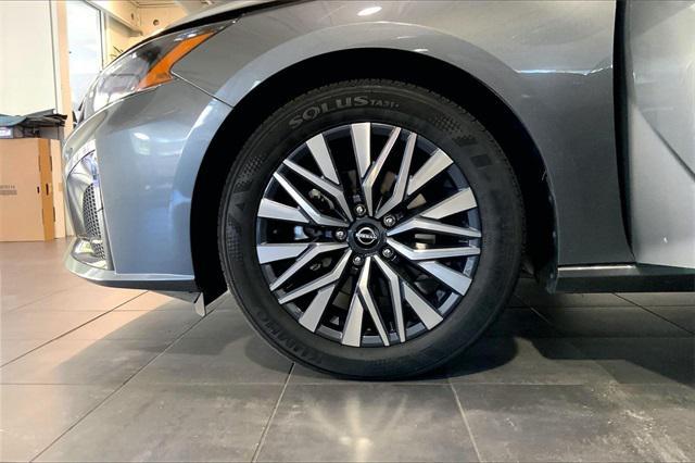 used 2025 Nissan Altima car, priced at $24,995