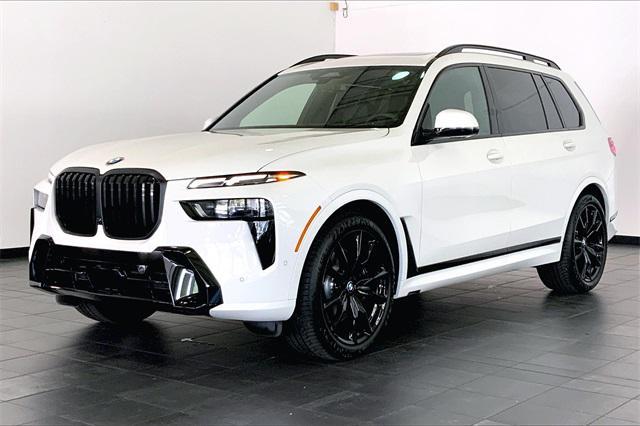 new 2025 BMW X7 car, priced at $96,400