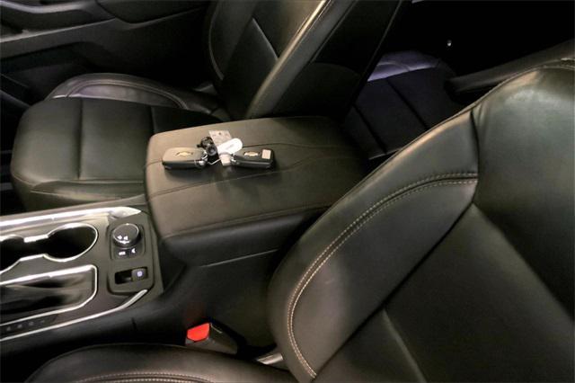 used 2020 Chevrolet Traverse car, priced at $31,995
