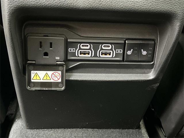 new 2025 Jeep Grand Cherokee car