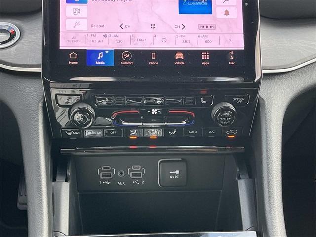 new 2025 Jeep Grand Cherokee car