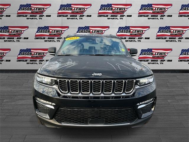 new 2025 Jeep Grand Cherokee car