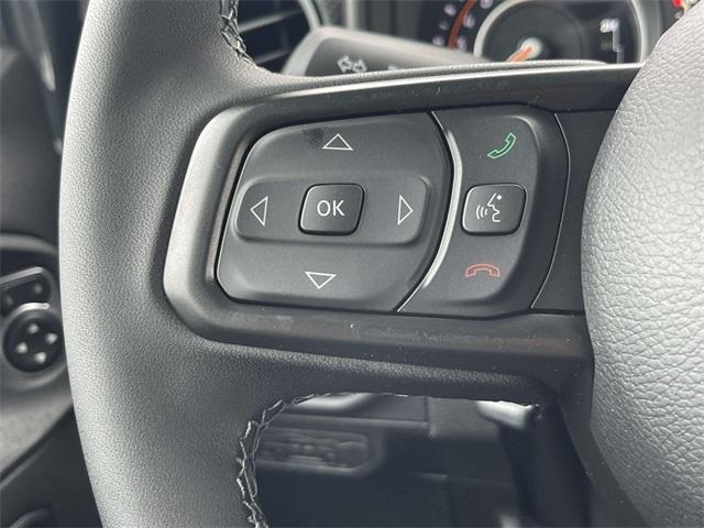 new 2025 Jeep Wrangler car, priced at $51,280