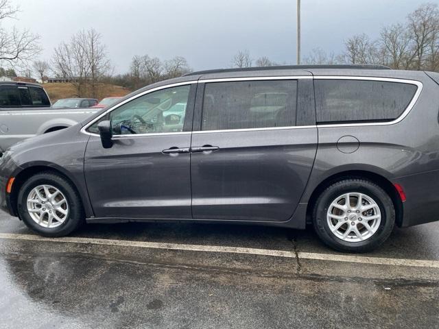 used 2021 Chrysler Voyager car