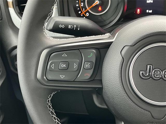 new 2025 Jeep Gladiator car, priced at $43,100