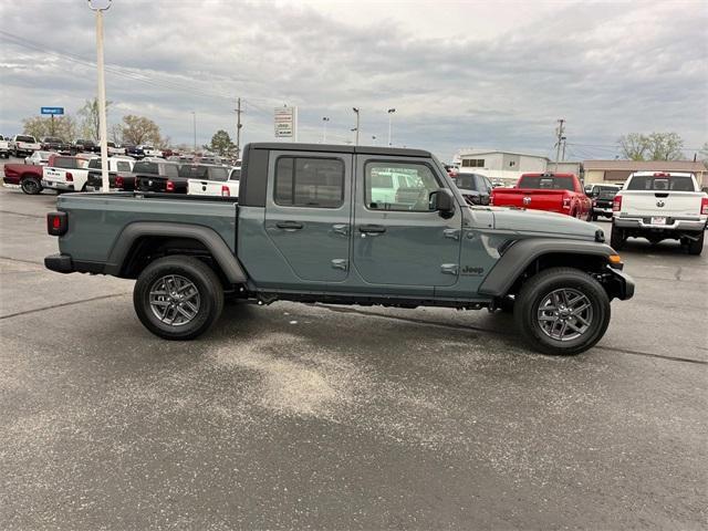 new 2025 Jeep Gladiator car, priced at $43,100