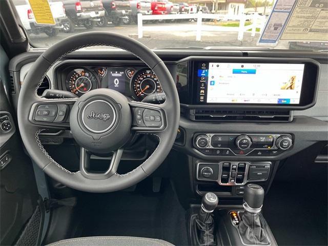 new 2025 Jeep Gladiator car, priced at $43,100