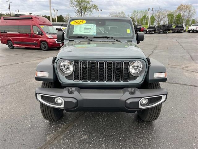 new 2025 Jeep Gladiator car, priced at $43,100