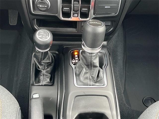 new 2025 Jeep Gladiator car, priced at $43,100