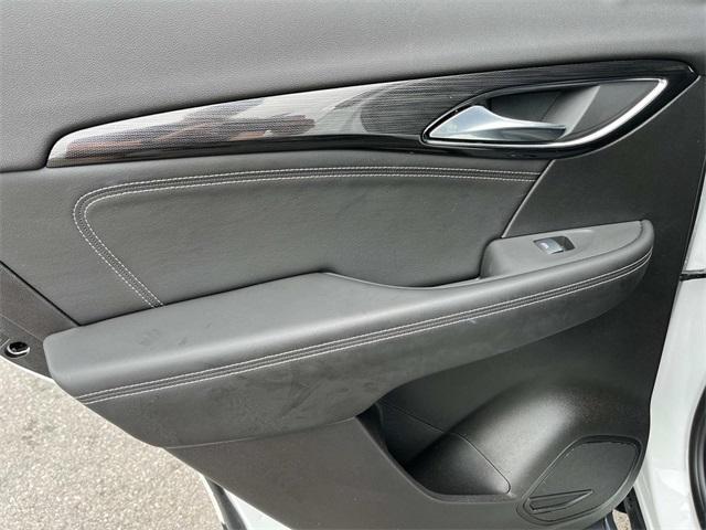 used 2022 Buick Envision car, priced at $24,719