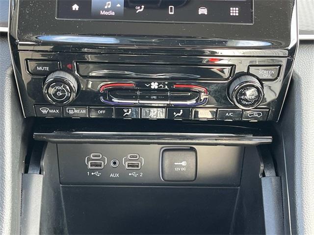 used 2024 Jeep Grand Cherokee car, priced at $34,743