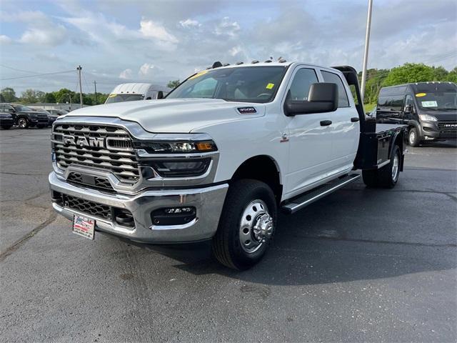 new 2025 Ram 3500 car, priced at $80,755