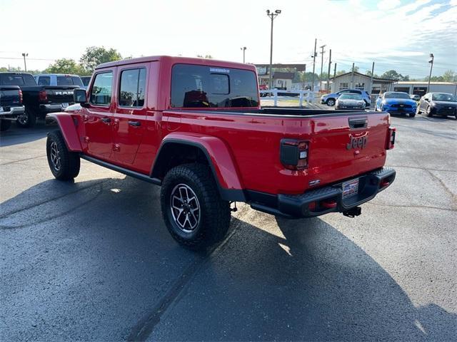 new 2025 Jeep Gladiator car, priced at $54,975