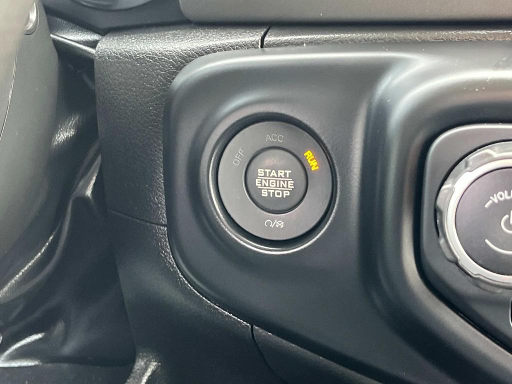 used 2023 Jeep Gladiator car, priced at $30,210